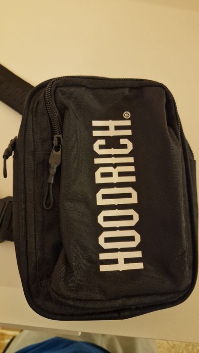 Оригинална чантичка Hoodrich