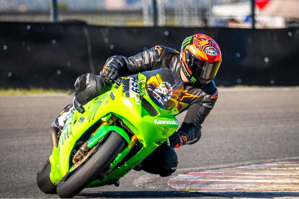 Kawasaki ZX-6R Circuit / Strada Satu Mare • OLX.ro