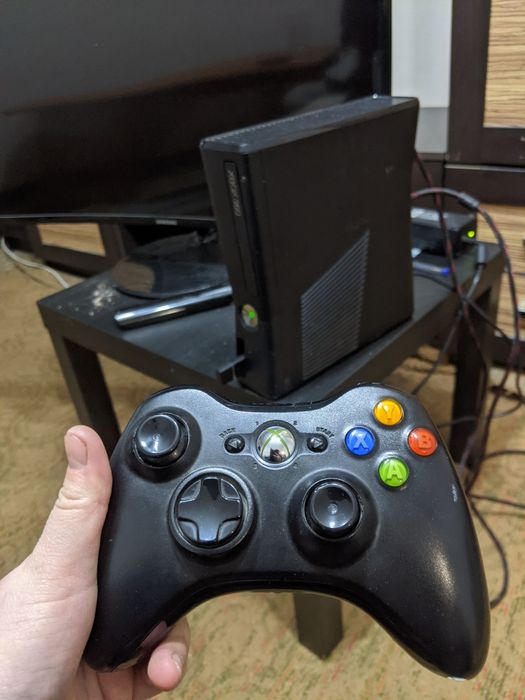Приставка Xbox 360