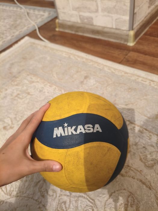 Мяч микаса v200w