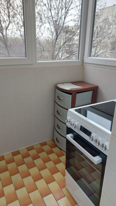 Тристаен апартамент до парк Лаута