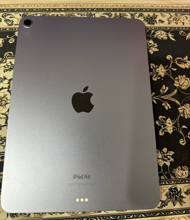 Продам ipad Air