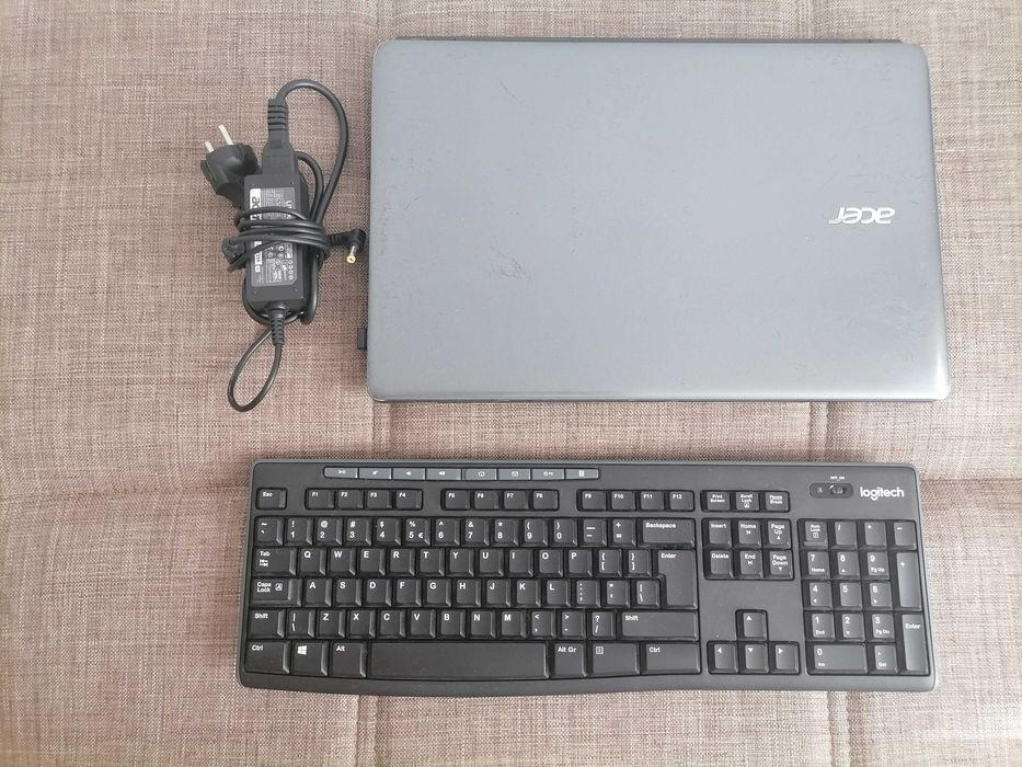 3 лаптопа ( Acer, Dell )