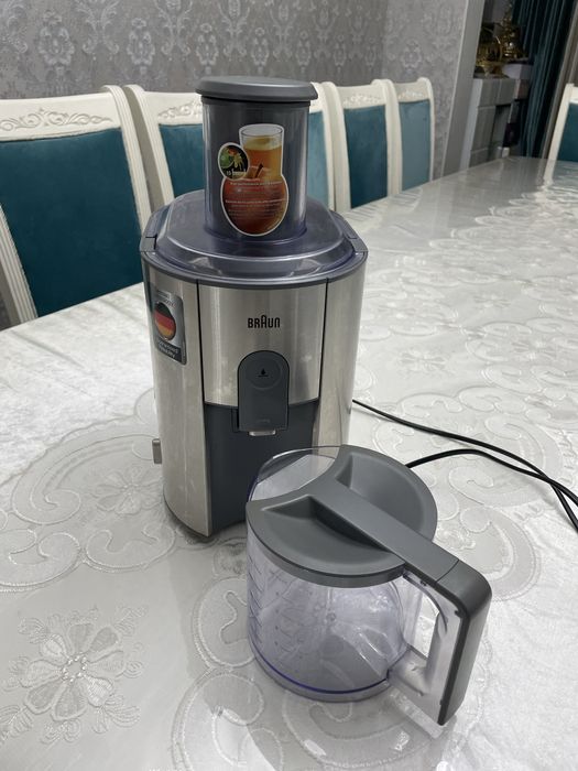 Соковыжымалка Braun J700