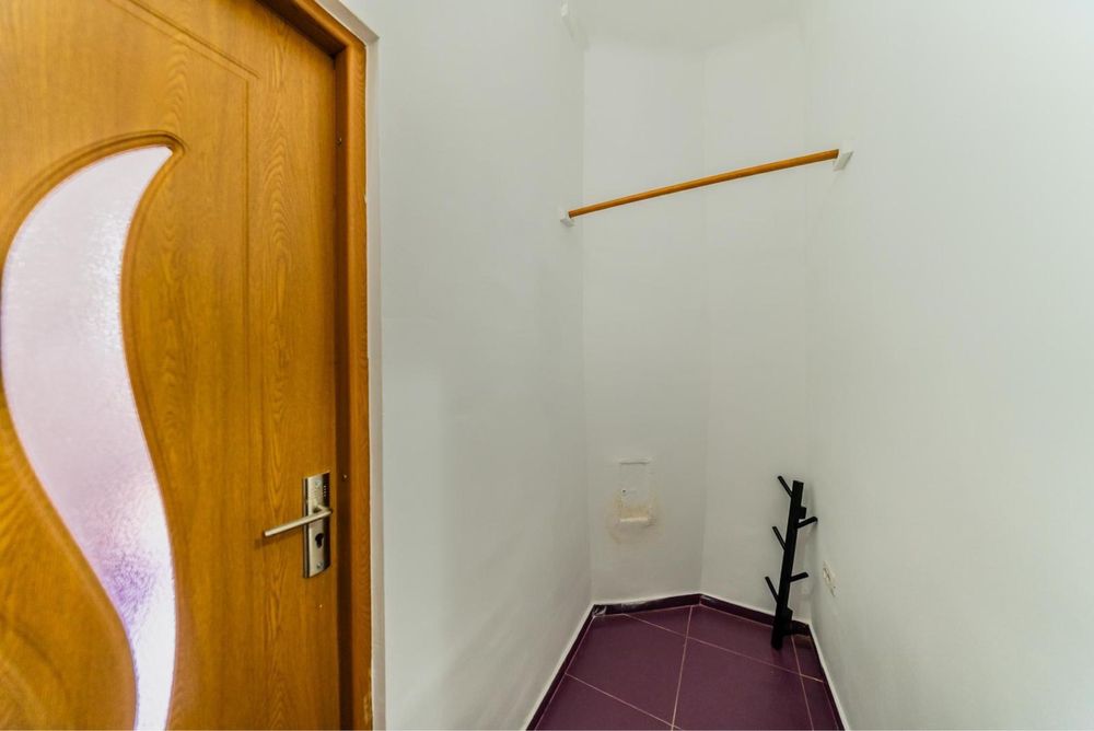 Proprietar vand / schimb apartament 2 camere, renovat si mobilat