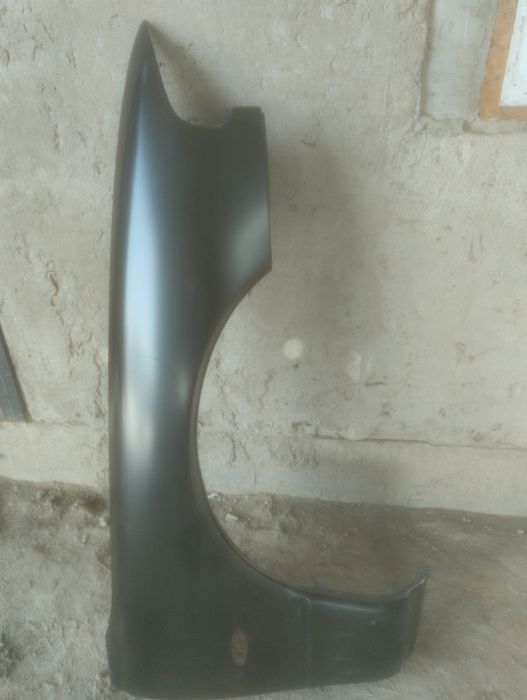 Крыло на мазду кронос