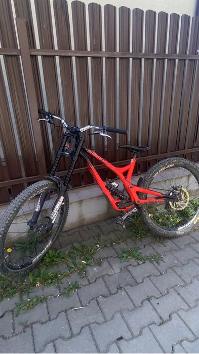 Commencal supreme v4