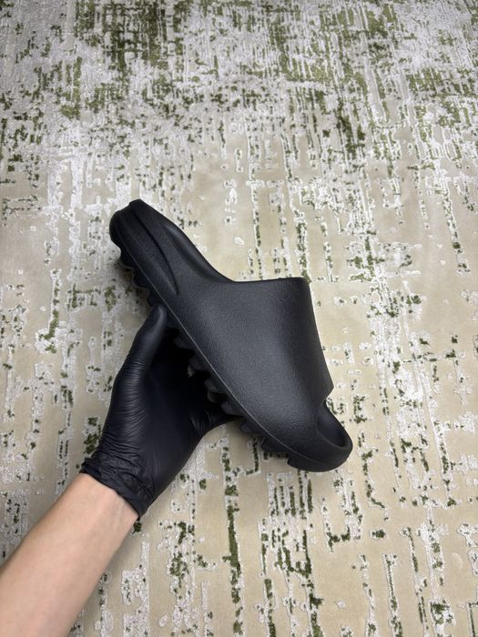 Yeezy Slides YZ-01