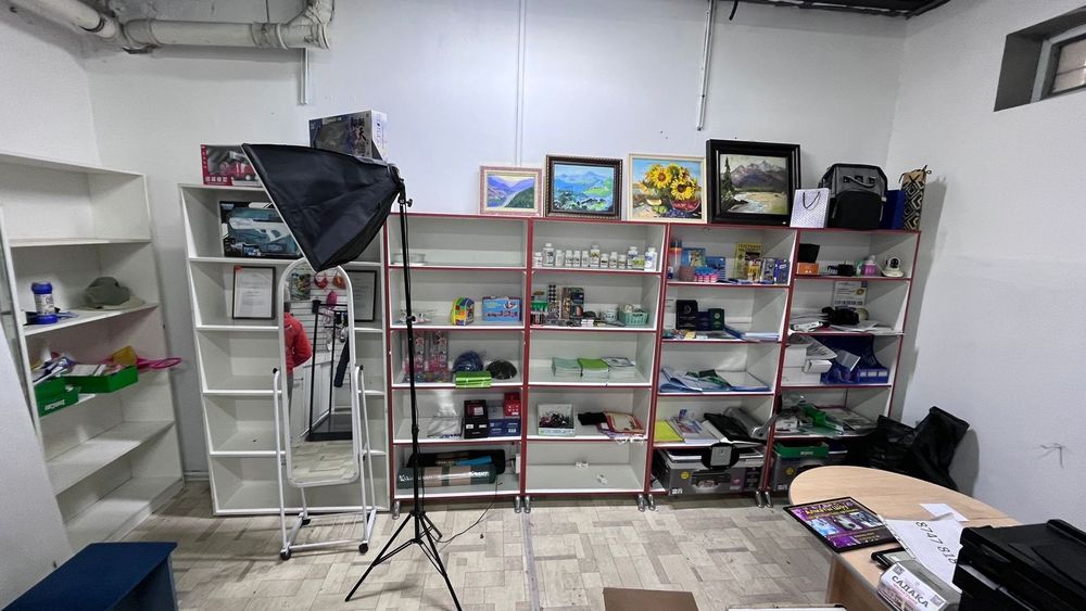 шкафы для магазина срочно