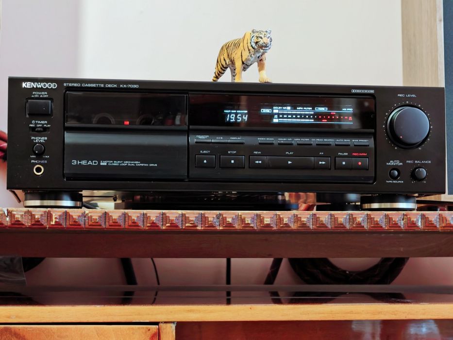 Kenwood KX-7030. Deck 3 Head. Bijuterie Hi-Fi. Preț fix !