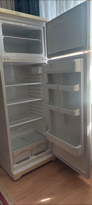 Продам Хододильник" Stinol"