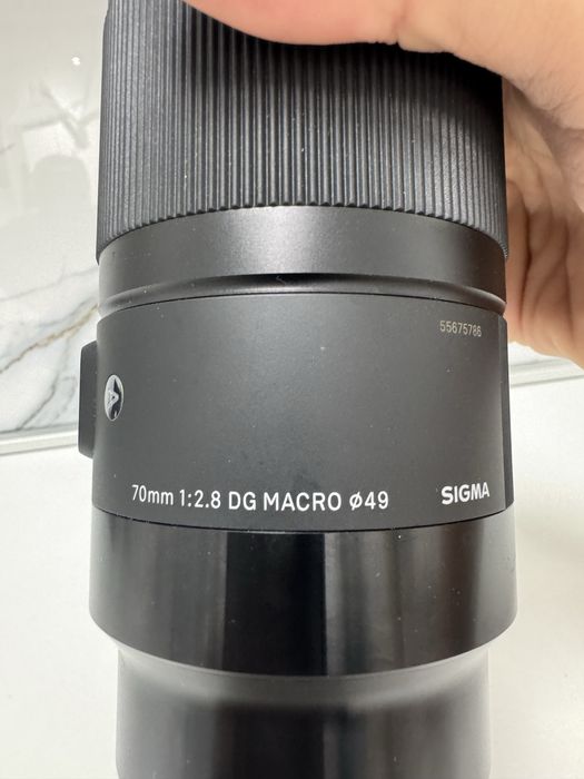 Объектив Sigma 70mm macro.