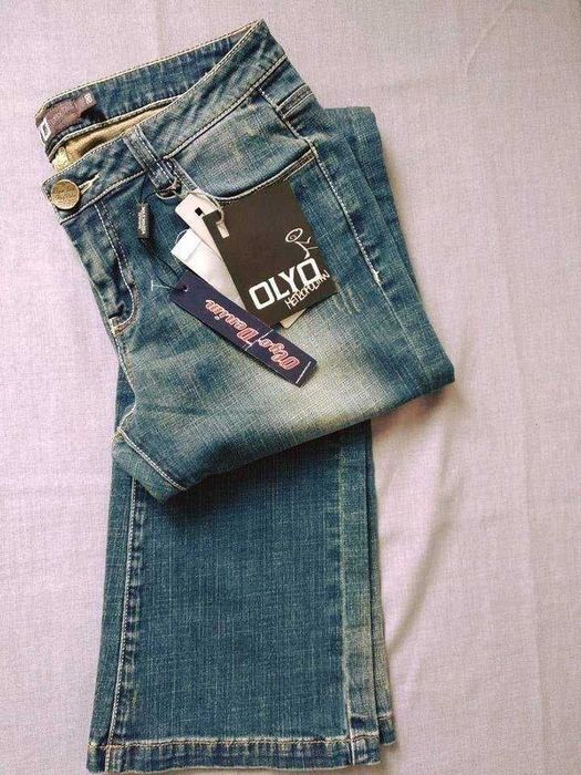 Новые женские джинсы итальянского бренда OLYO.