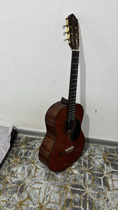 Gitara Yamaxa c 80