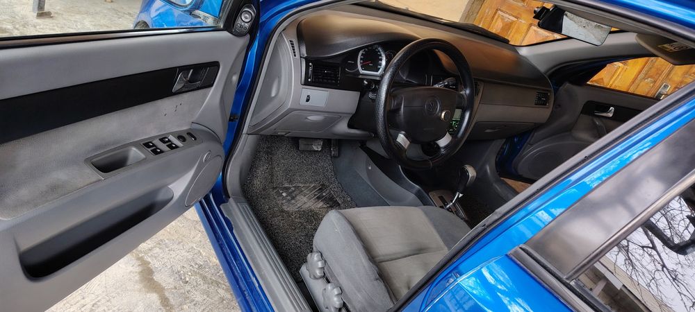 Chevrolet Gentra 1.5 сотилади 2015 сини