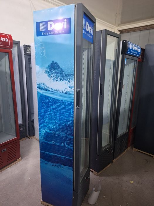 Новые фирменные витринные холодильники DEVI.