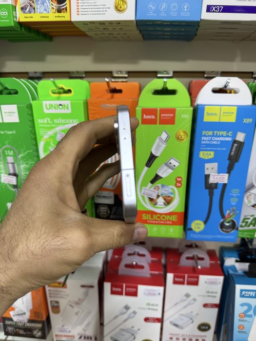 Samsung s24 fe 256 почти новы