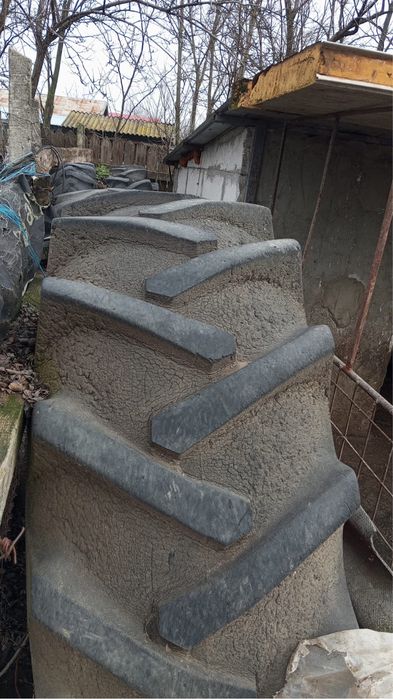 Vand roții pentru tractor combină