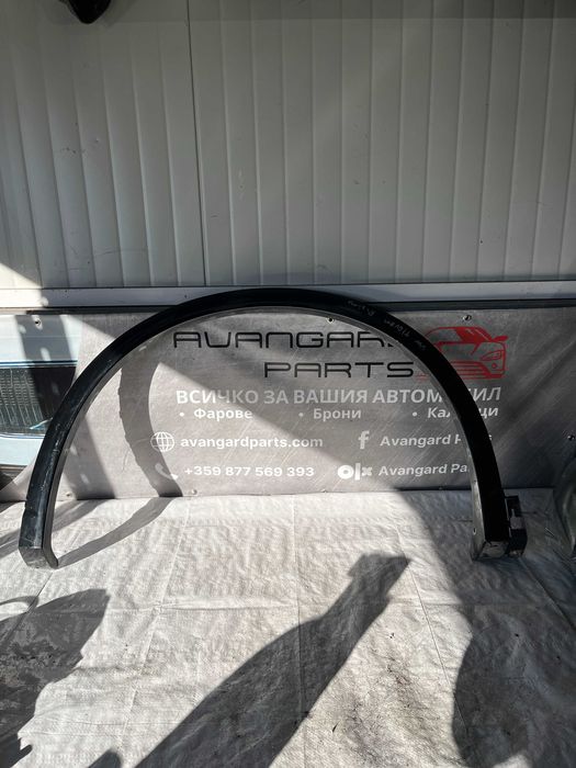 Volkswagen Tiguan R-Line вежда предна лява и дясна