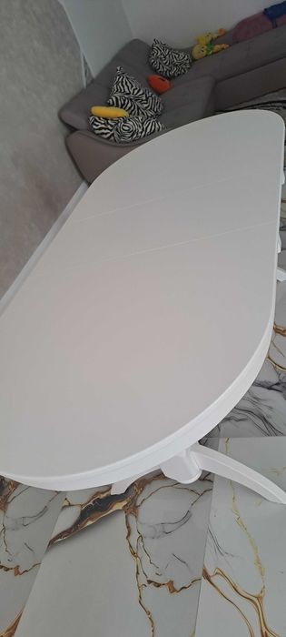 Masă pentru salon sau bucătărie