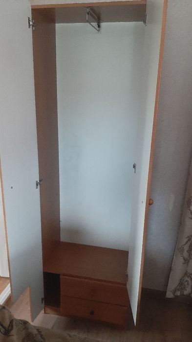продам шкаф в прихожую