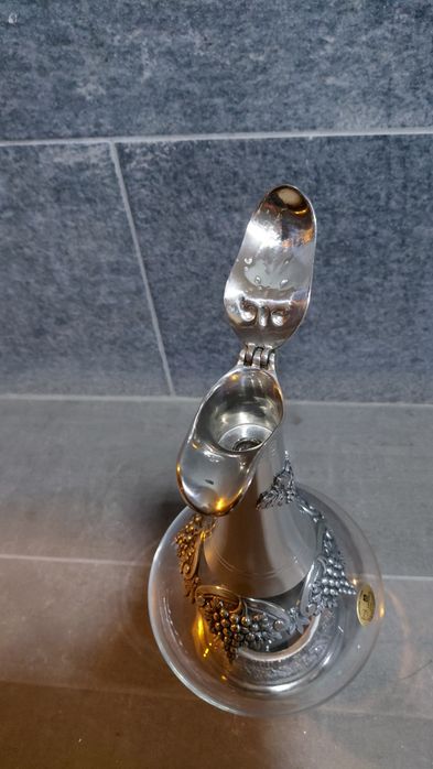 Декантер  за  вино.