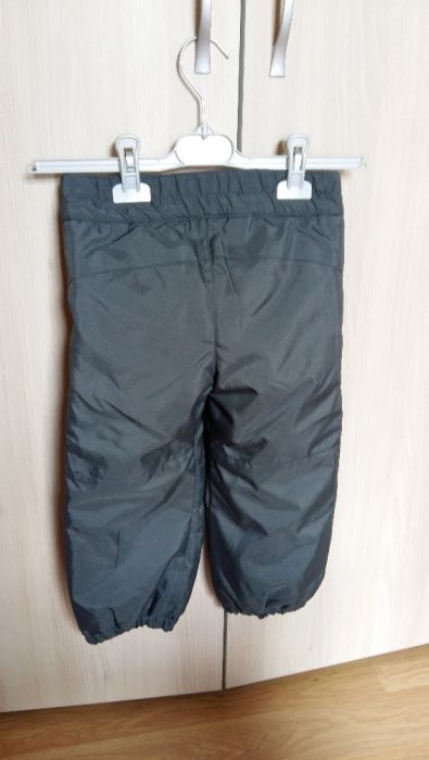 Pantaloni ski noi cu eticheta 98