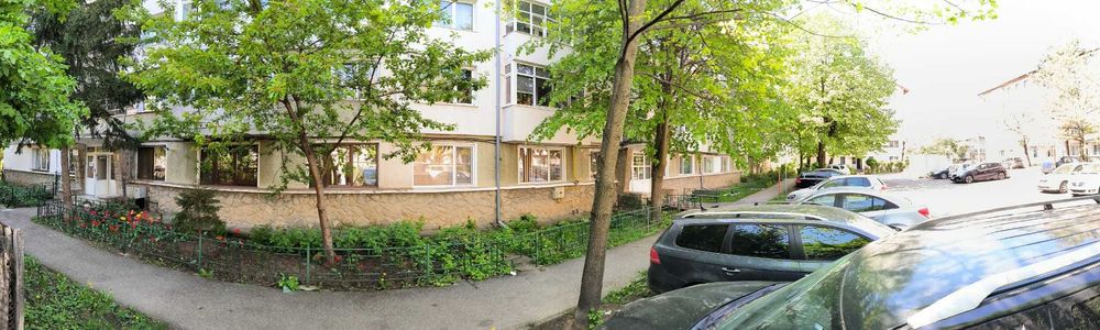 Apartament 2 camere + balcon, et. 3/4, zonă liniștită lângă școli și piață – Câmpina!