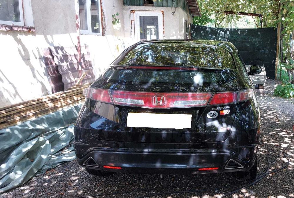 Dezmembrez , Piese Honda Civic Facelift 2010