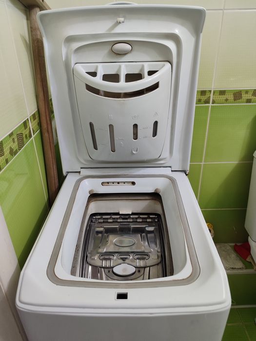 Стиральная машина INDESIT