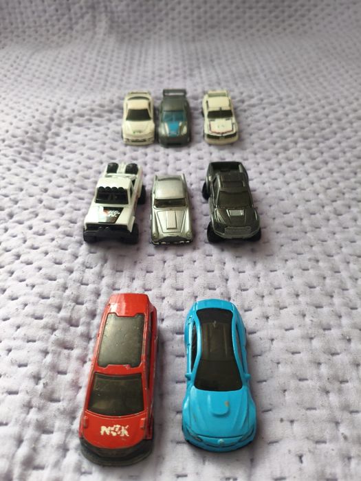 Hot wheels машинки