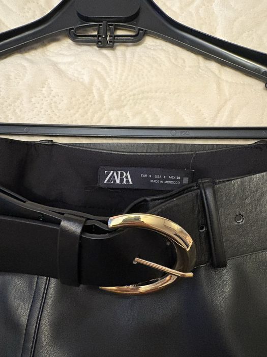 Кожена пола Zara