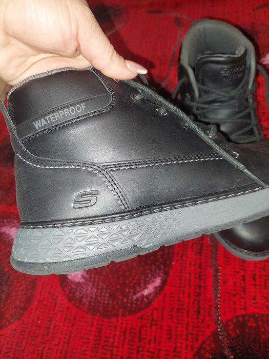 Ghete barbati Skechers