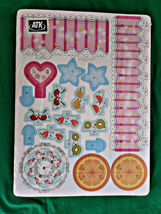 3D puzzle. Birthday cake.