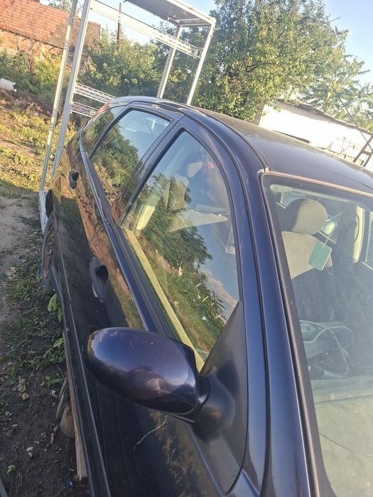 Masina ford focus 2001