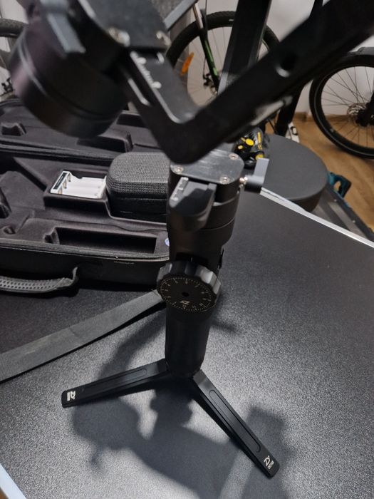 Stabilizator/gimbal Zhyun Crane 2