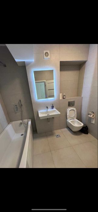 2 camere mamaia zona rex perioada lunga