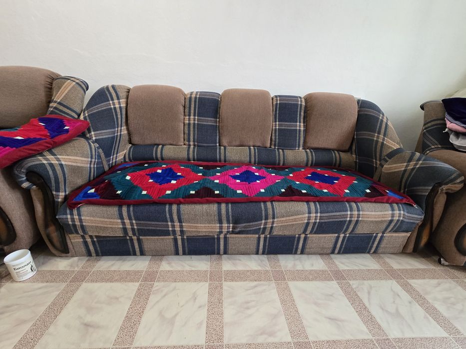 продаётся  Диван  с.Узынагаш
