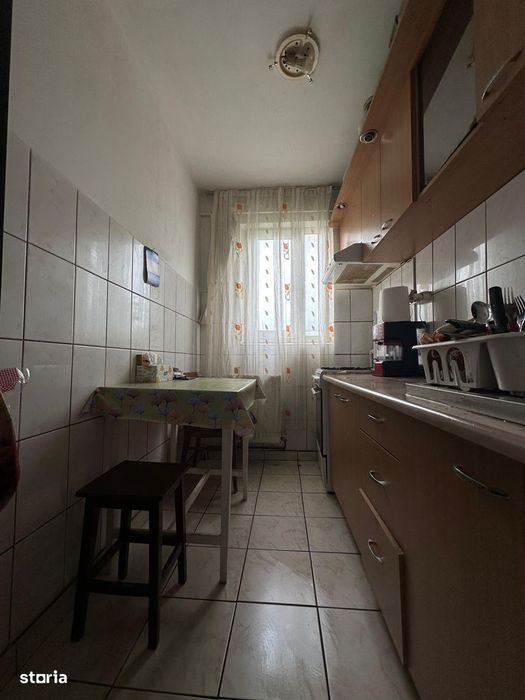 Apartament 3 camere de vânzare – zona Mihai Bravu, Ploiești