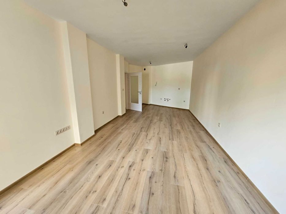 Тристаен Апартамент с паркомясто в  комплекс Varna South Bay Beach Residence - гр. Варна