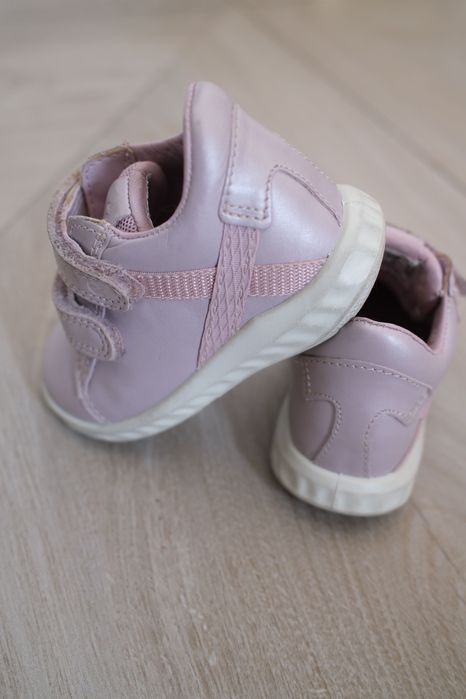 Ecco кроссовки детские кожаные 20 размер