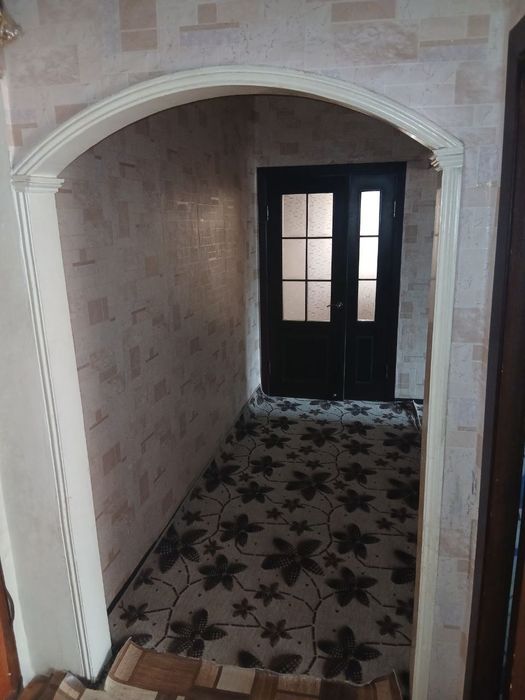 Продам кв. Сергели-2 2/4/5 Балкон-2×6 Чистенькая.Не дорого (62 000&)