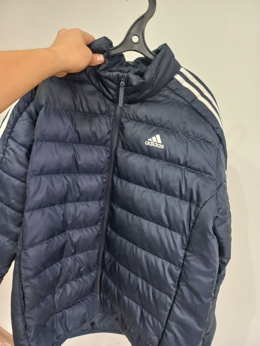 Продам куртка адидас оригинал