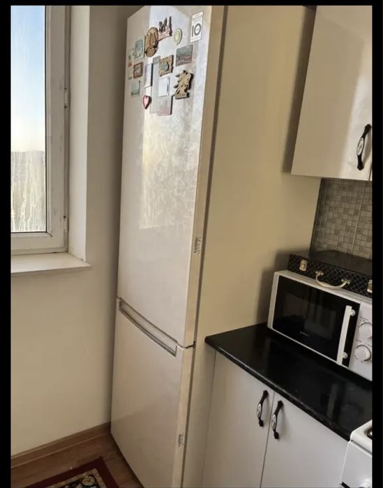 Продам холодильник