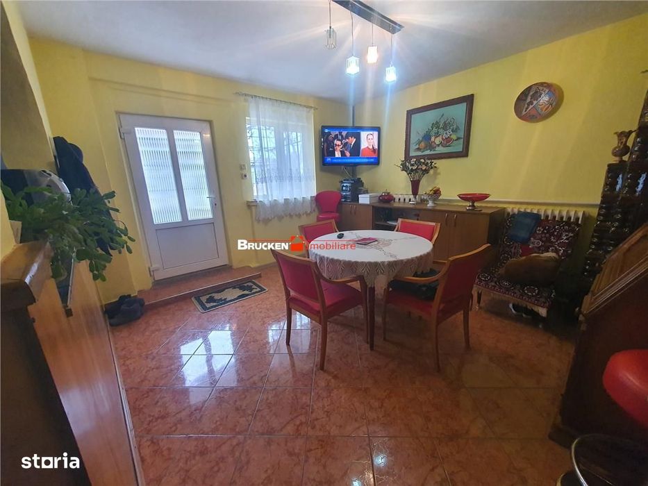 Casa de vanzare