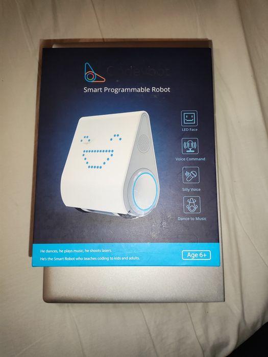 Codeybot умная машинка на радиоуправлении , пульте управления