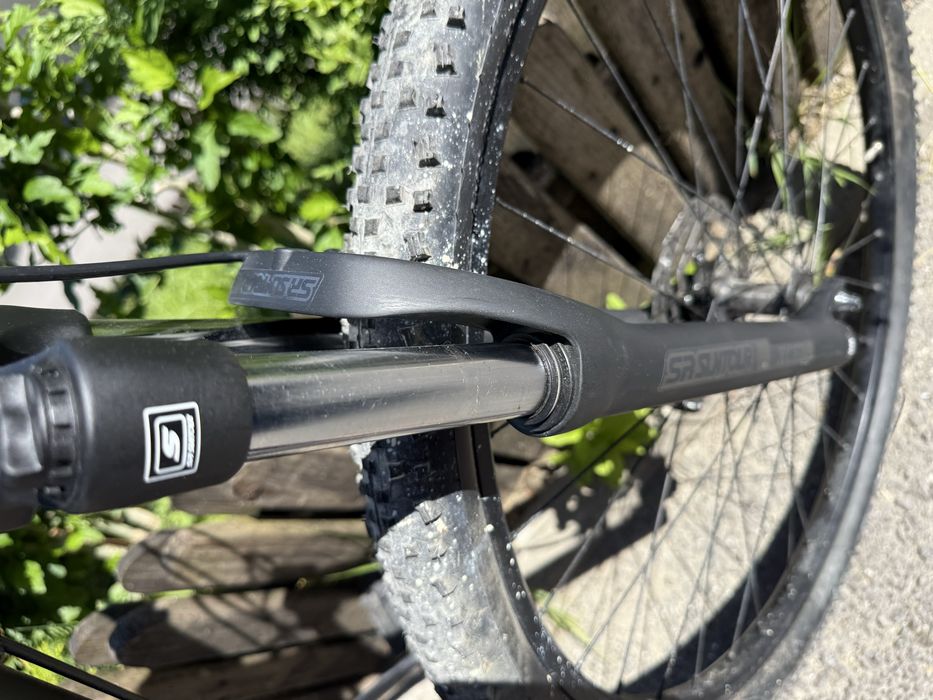 Focus Whistler 3.5 29”, mărime M / 44 cm, culoare gri antracit
