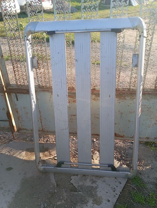 Продам багажник  алюминевый