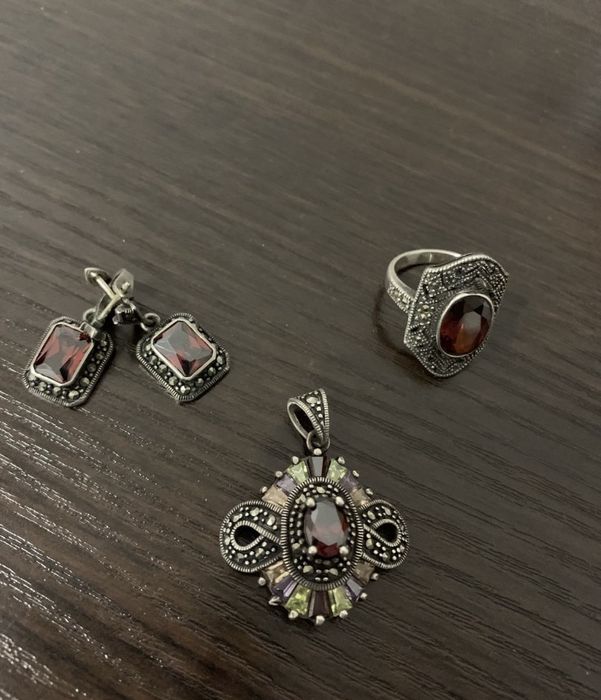 Серебряный комплект