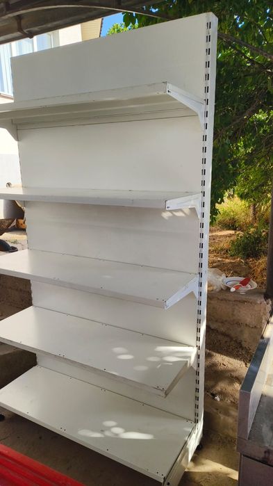 Двухсторонний пристенный полки